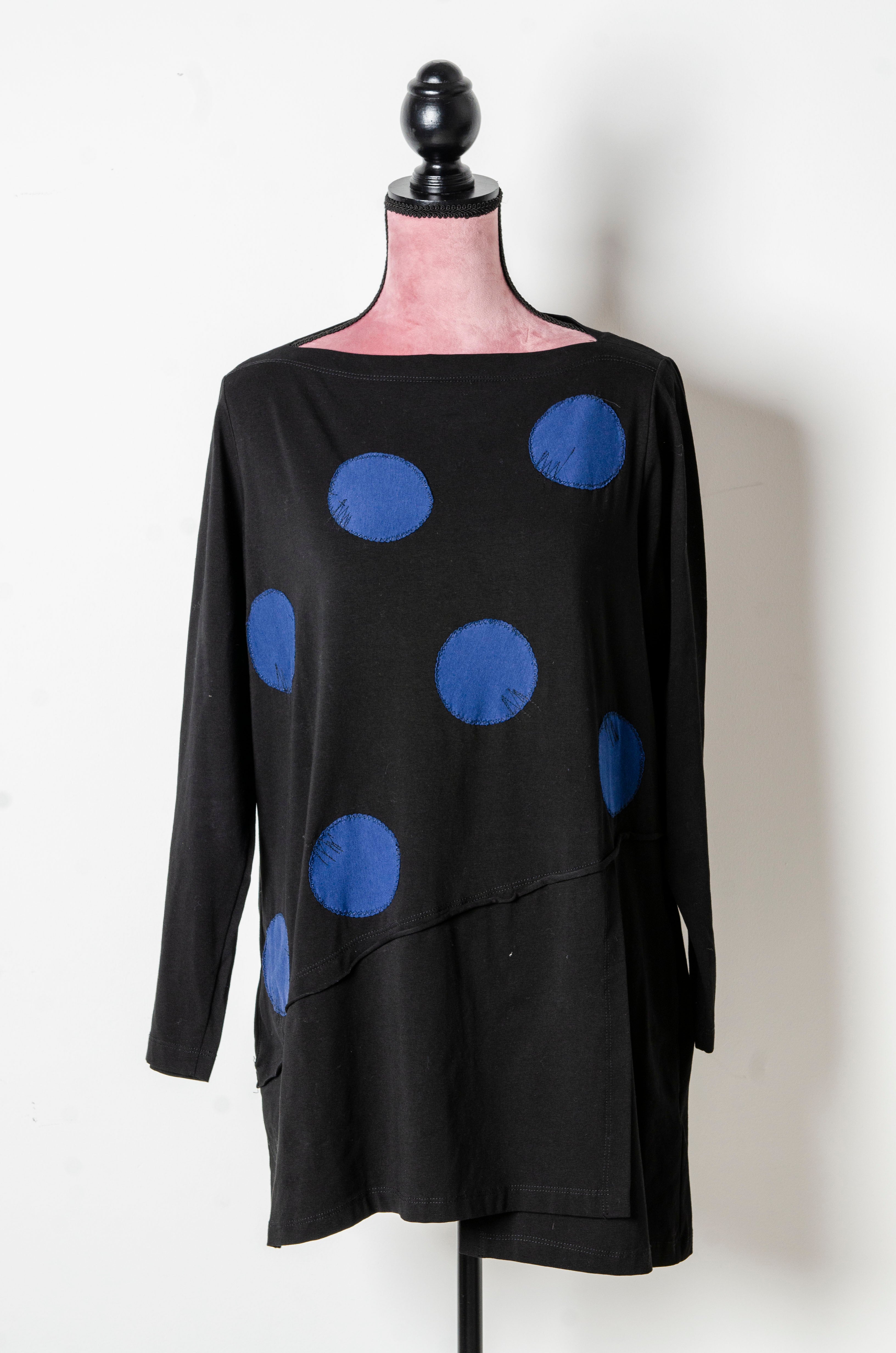 Maglia maniche lunghe in cotone nero con pois blu -  L